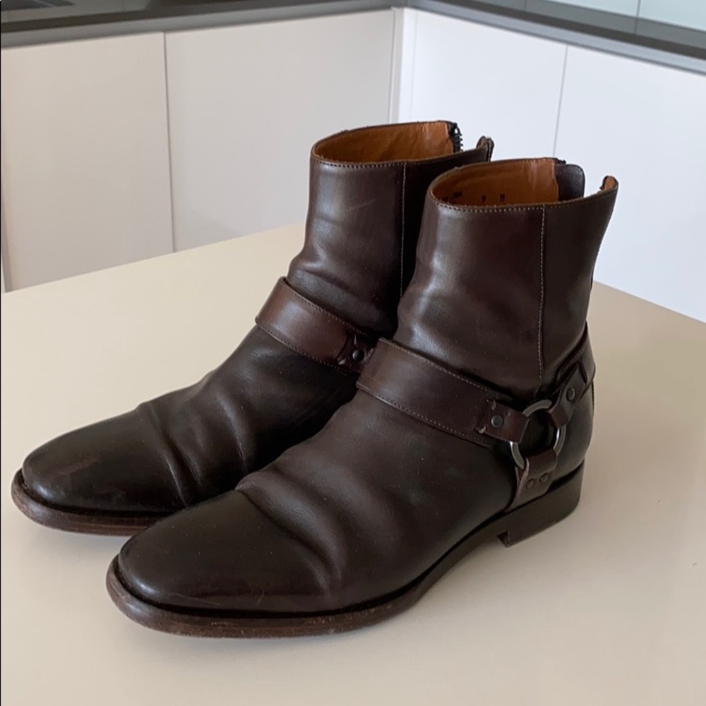 Fye boots